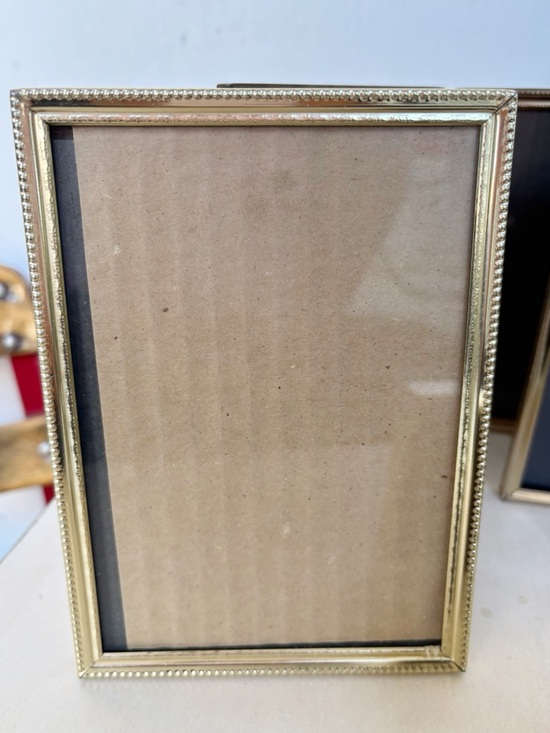 Vintage Picture Frame Metal Photo Gold Tone MCM 5 x 7  Vintage Picture Frame Metal Photo Gold Tone MCM 5 x 7 Tabletop Lot of 5